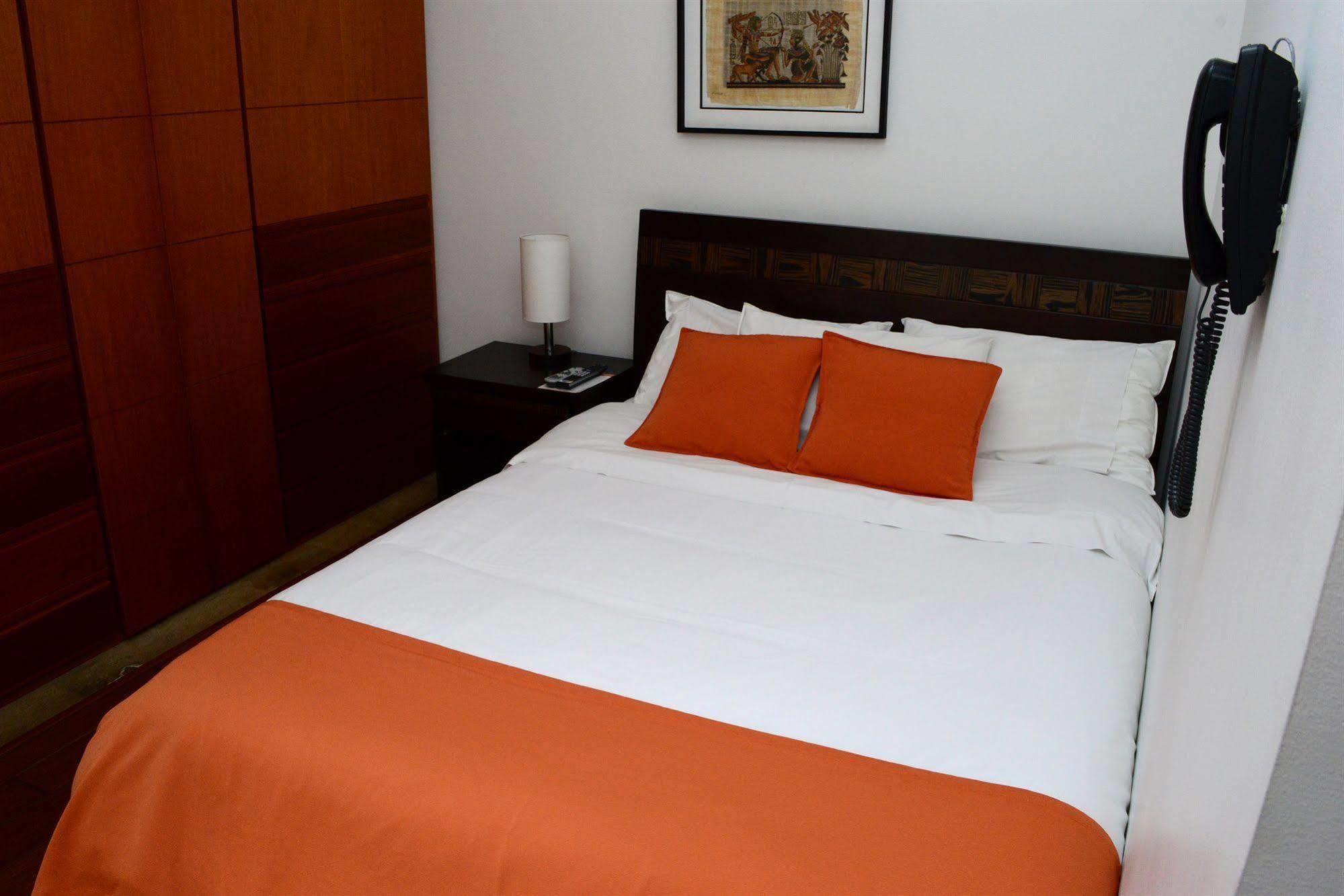 Prisma Suites Chico 94 Bogota Bagian luar foto