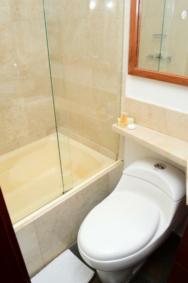 Prisma Suites Chico 94 Bogota Bagian luar foto